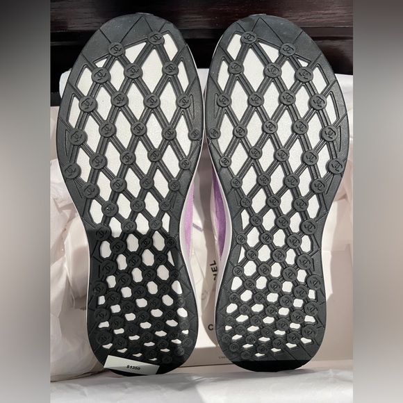 Very good condition Chanel trainers - Picture 6 of 12